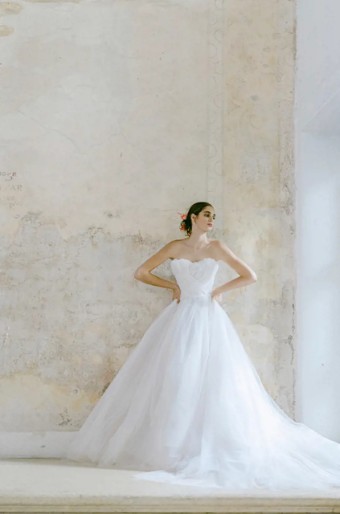 Monique Lhuillier #Dream #1 thumbnail